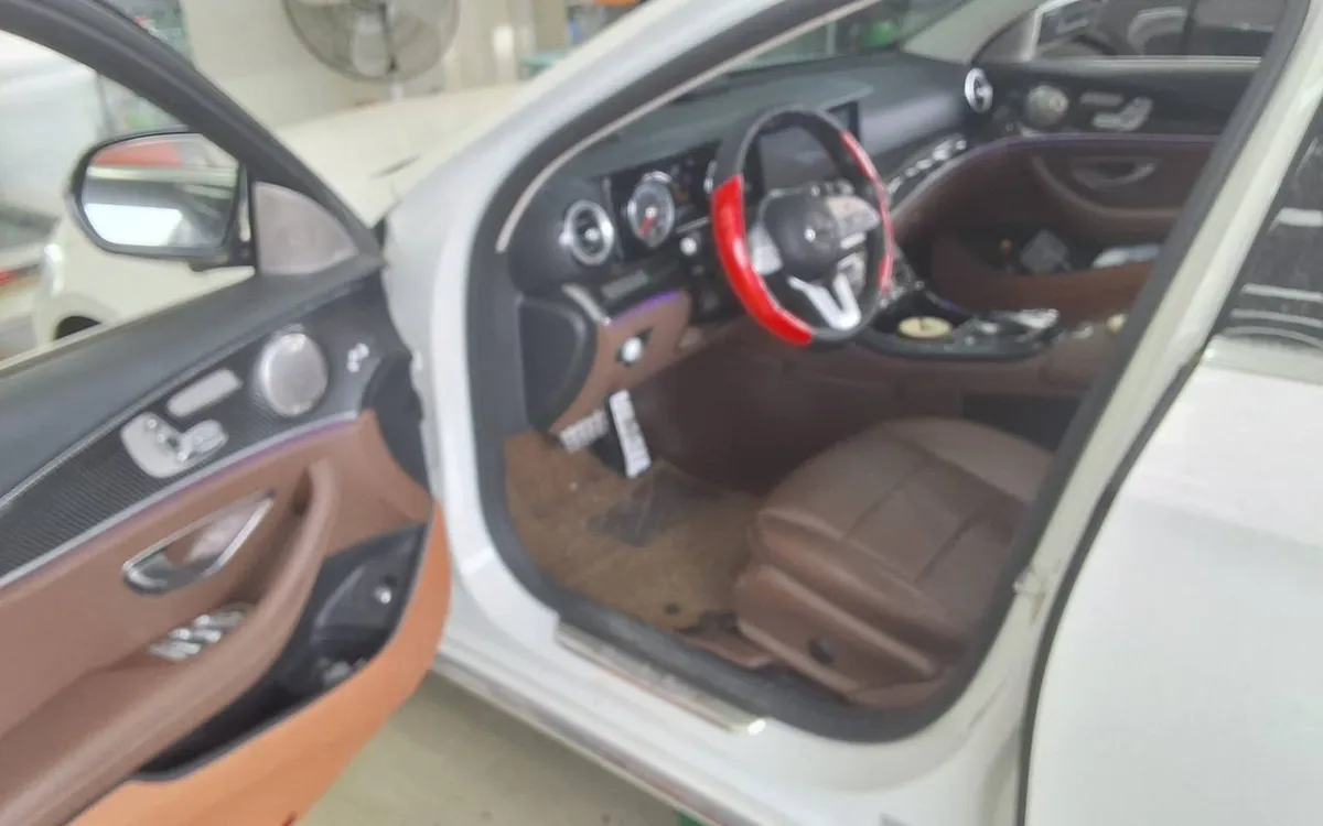 MERCEDES-BENZ E-CLASS 2019