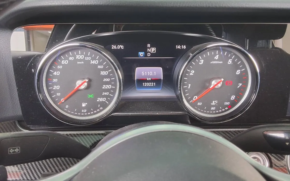 MERCEDES-BENZ E-CLASS 2019
