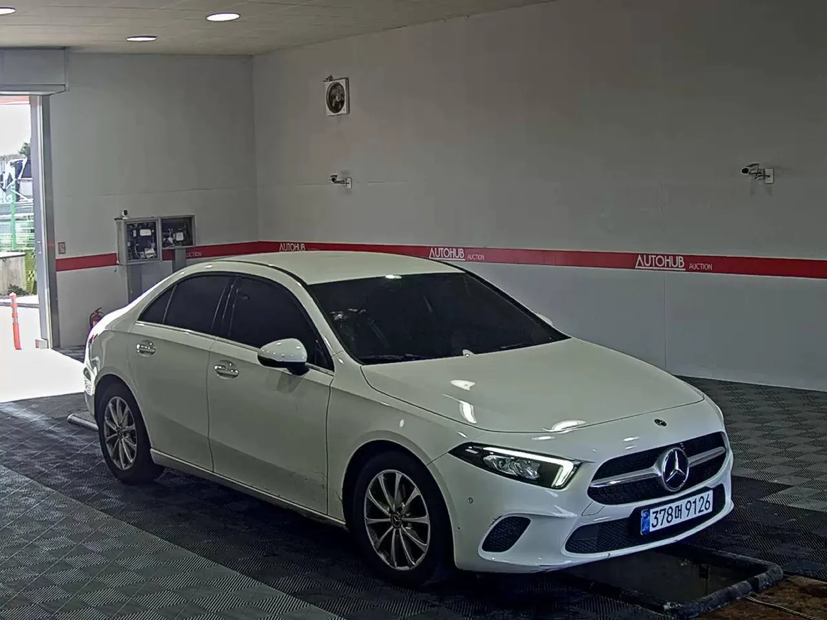 MERCEDES-BENZ A-CLASS 2021