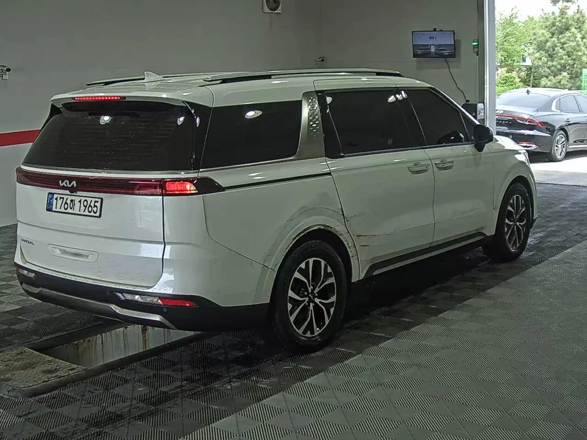 KIA CARNIVAL NEW CARNIVAL NOBLESSE 2023