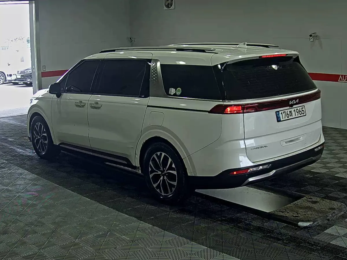 KIA CARNIVAL NEW CARNIVAL NOBLESSE 2023