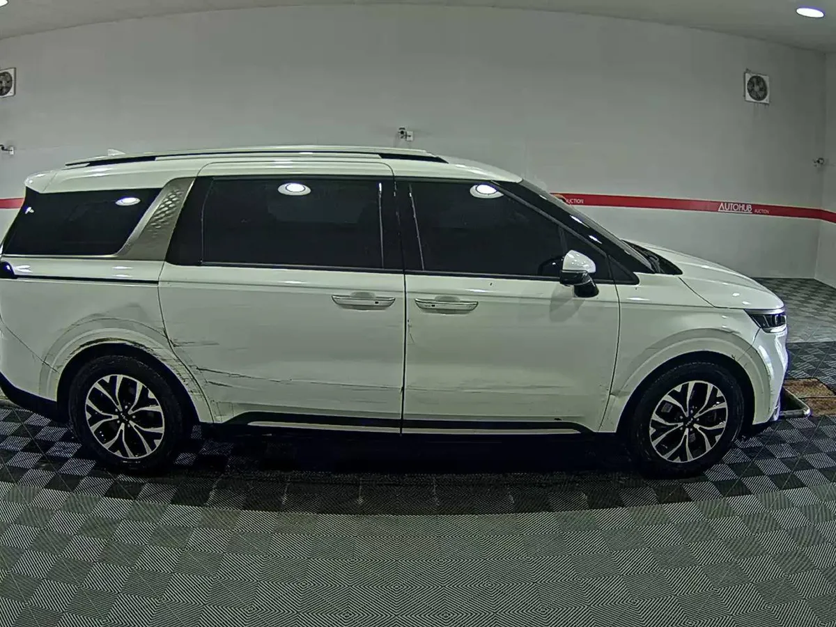 KIA CARNIVAL NEW CARNIVAL NOBLESSE 2023
