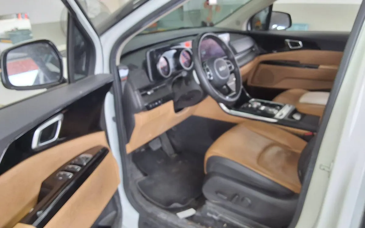 KIA CARNIVAL NEW CARNIVAL NOBLESSE 2023