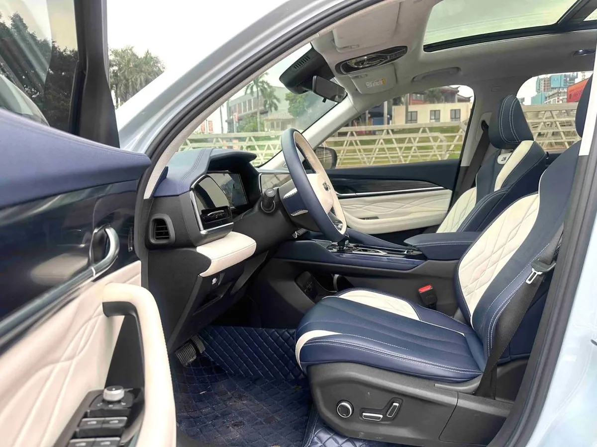 GEELY XINGYUE L 2022