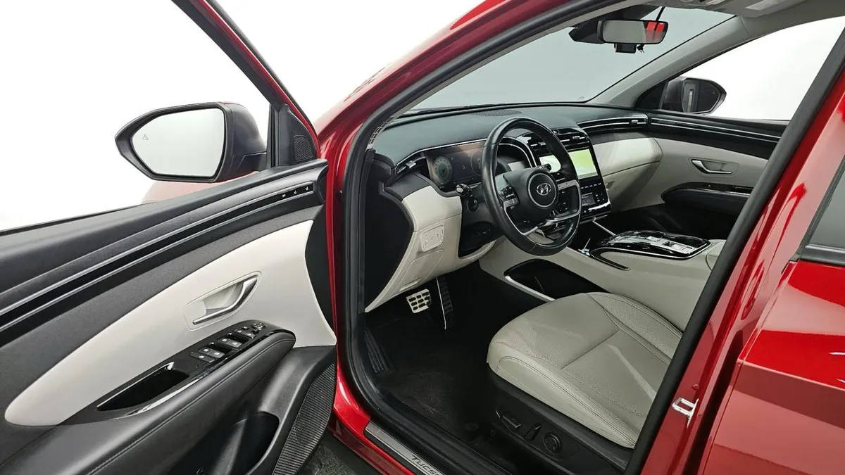 HYUNDAI TUCSON NX4 2 2022