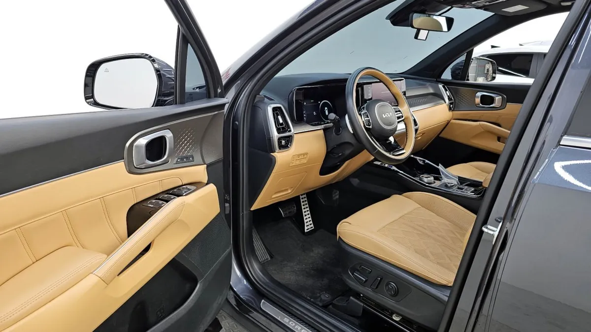 KIA SORENTO МАКСИМАЛЬНАЯ С ПАНОРАМОЙ 2022