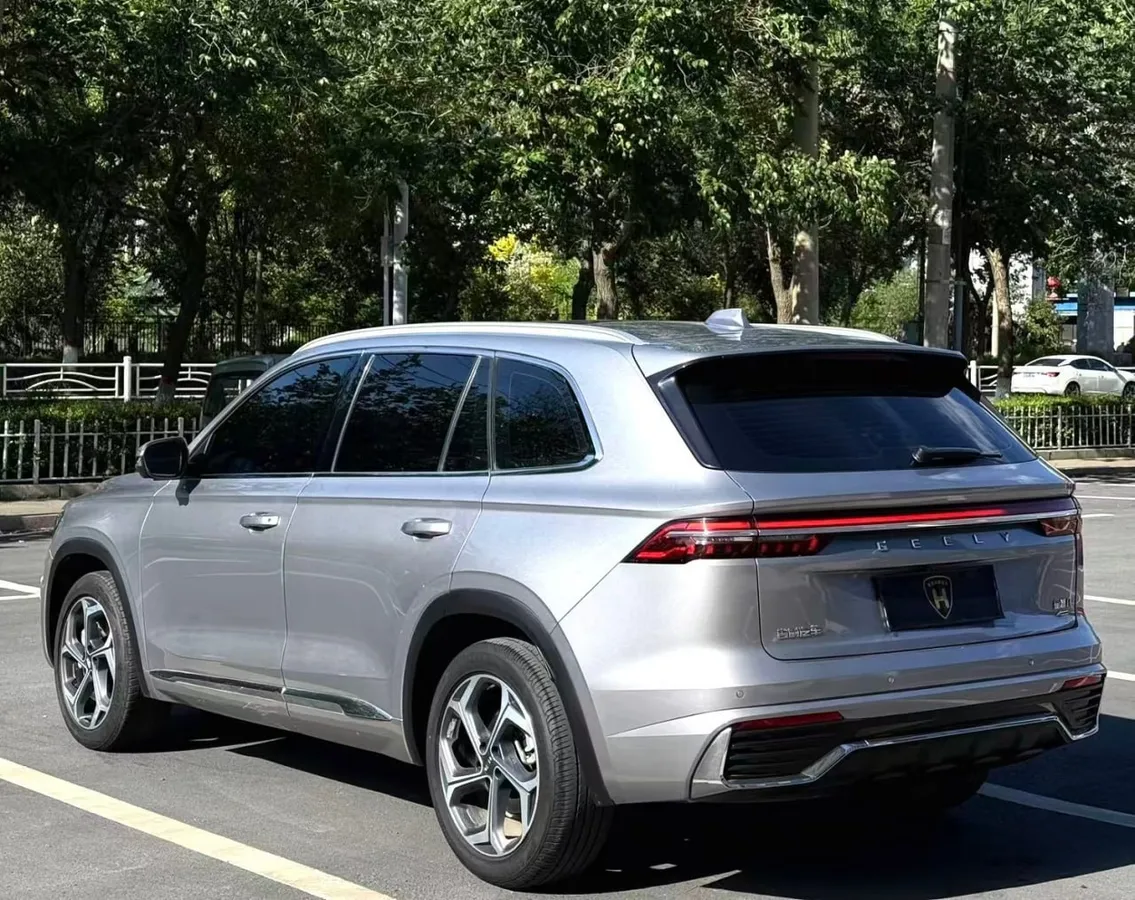 GEELY XINGYUE L PREMIUM 2022