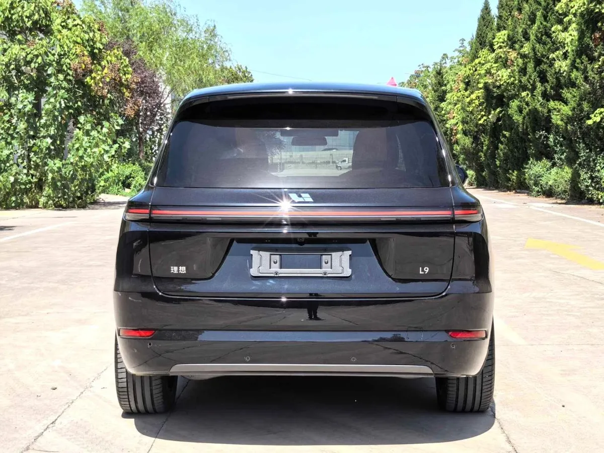 LI AUTO L9 PRO 2025