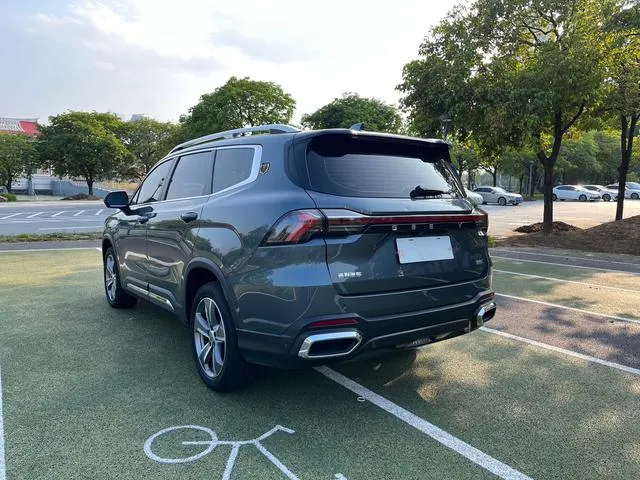 GEELY HAOYUE L КАМЕРЫ 360 ЦИФРОВАЯ ПАНЕЛЬ АДАПТИВНЫЙ КРУИЗ ПАНОРАМНАЯ КРЫША ЭЛЕКТРОПРИВОД БАГАЖНИКА И СИДЕНИЙ 2023