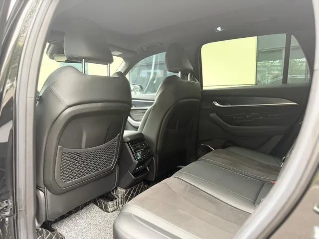 GEELY XINGYUE L МАКСИМАЛЬНАЯ 2024
