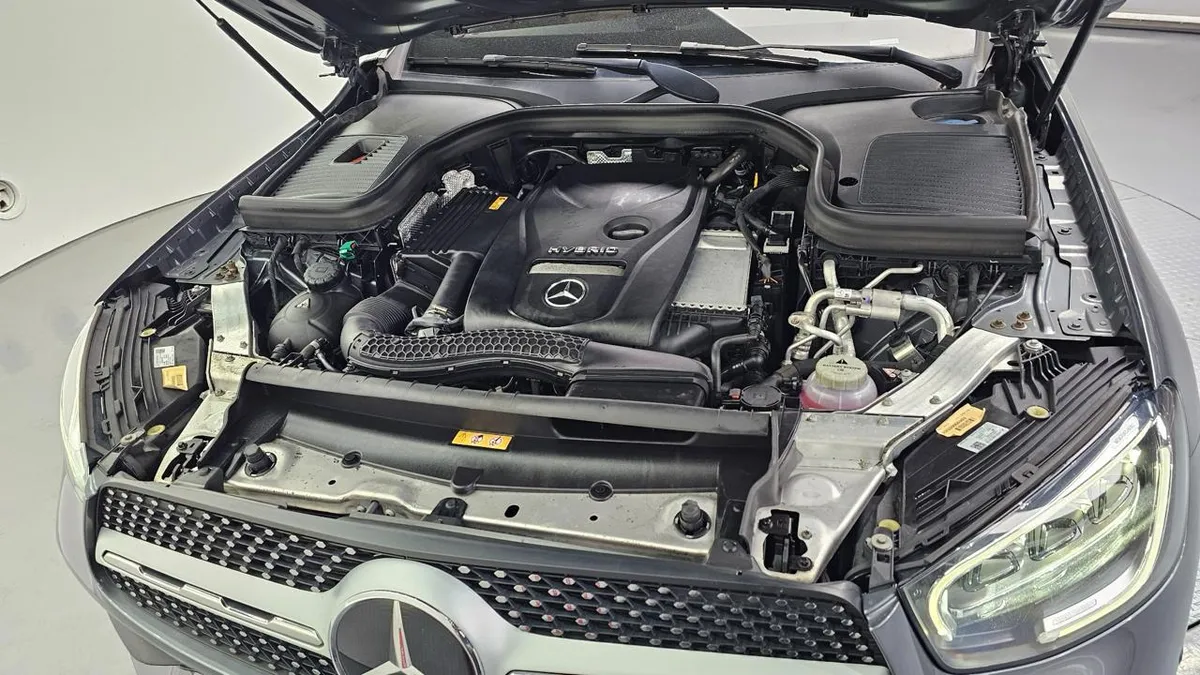 MERCEDES-BENZ GLC-CLASS 300E 4MATIC COUPE 2022