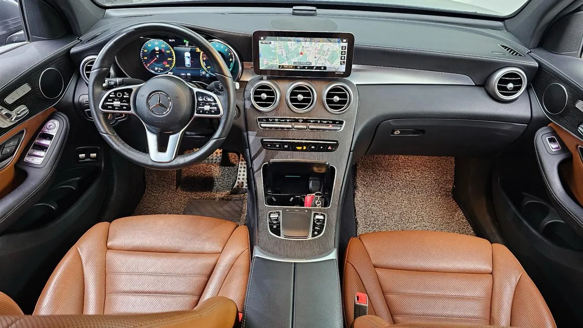MERCEDES-BENZ GLC-CLASS 300E 4MATIC COUPE 2022