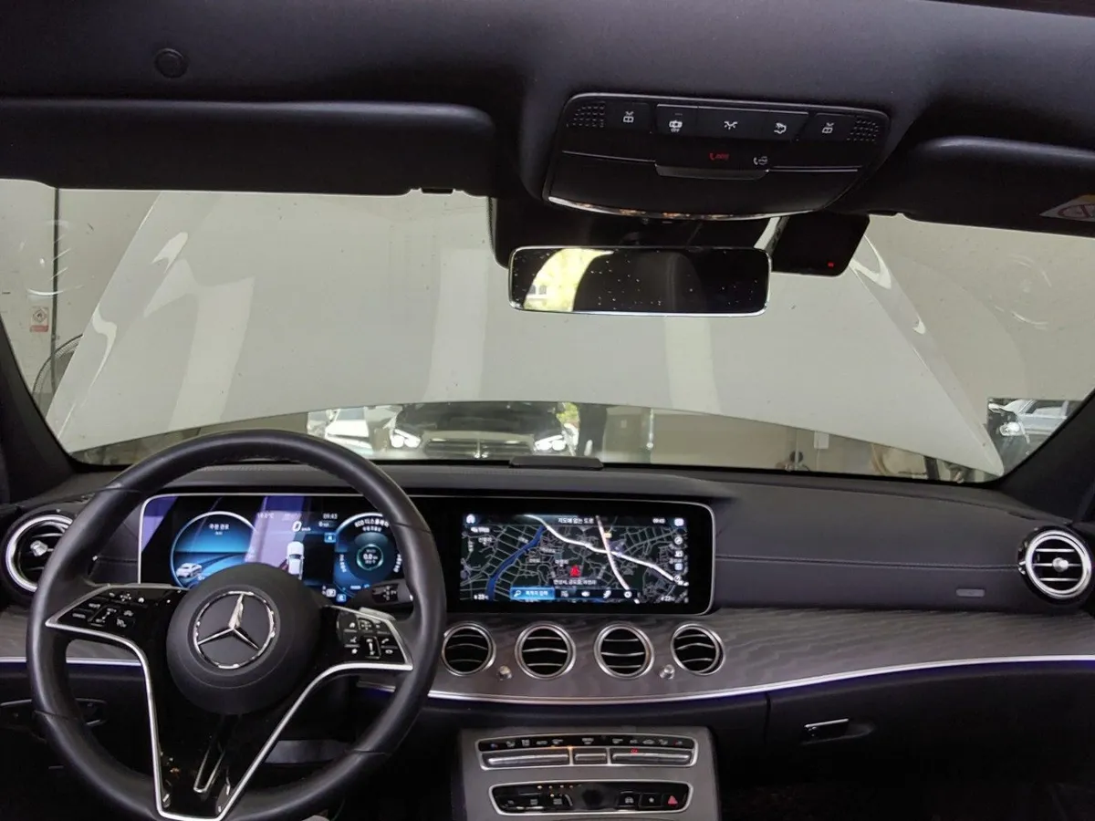MERCEDES-BENZ E-CLASS 2023