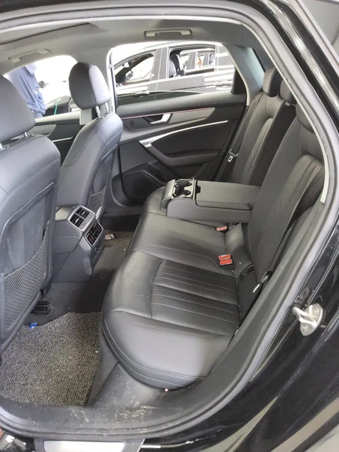 AUDI A6 2020
