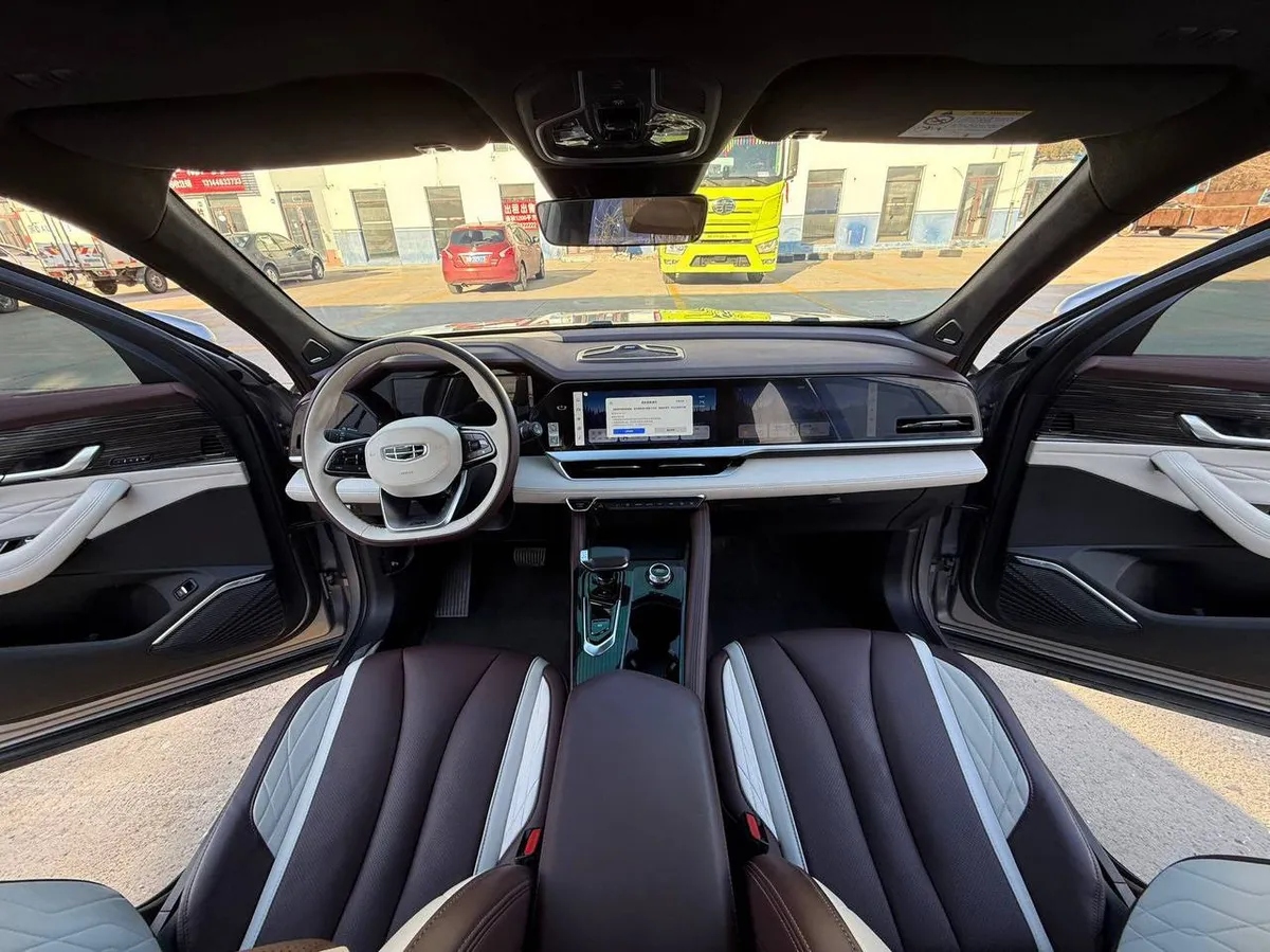 GEELY XINGYUE L PREMIUM 2022