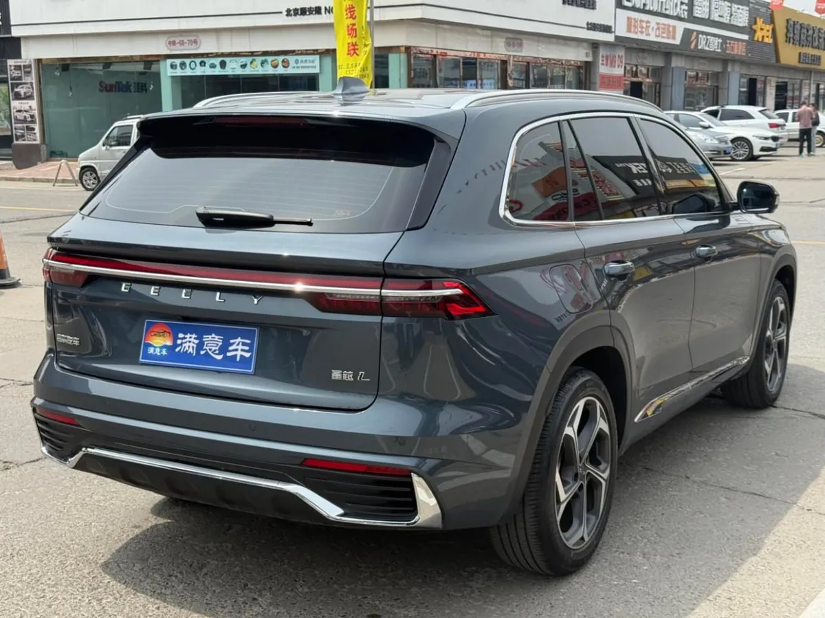 GEELY XINGYUE L PREMIUM 2022