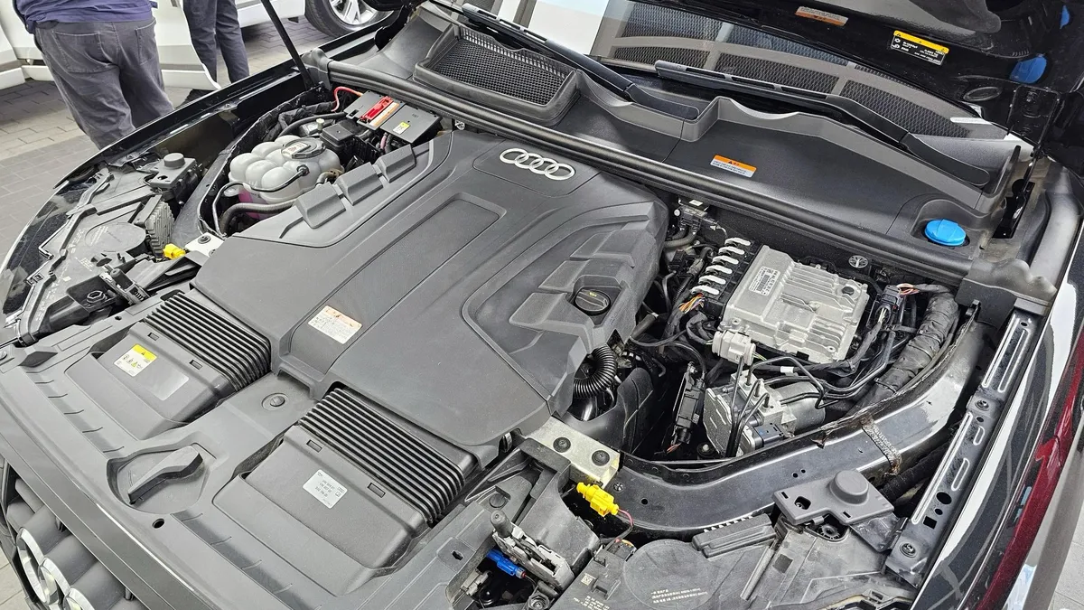 AUDI Q7 PREMIUM 2023
