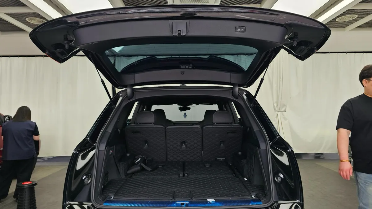 AUDI Q7 PREMIUM 2023