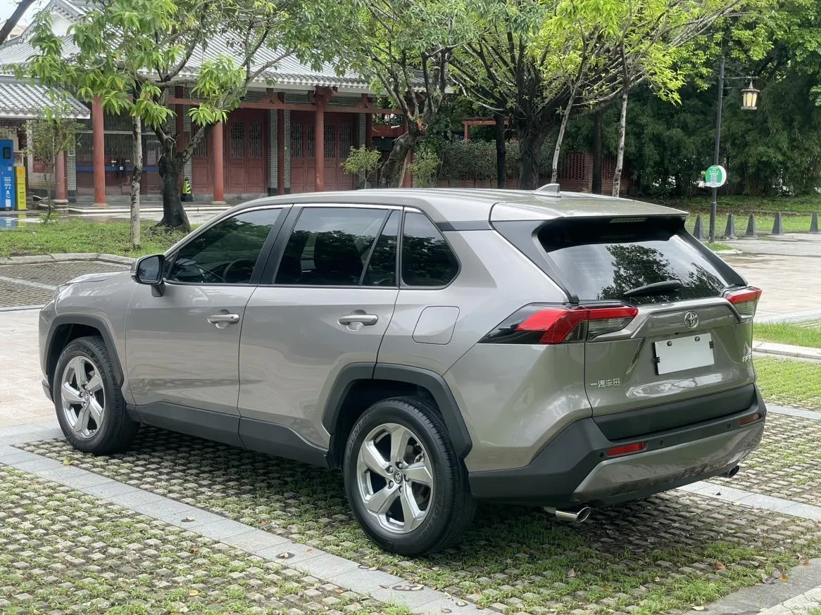 TOYOTA RAV4 RONGFANG 2022