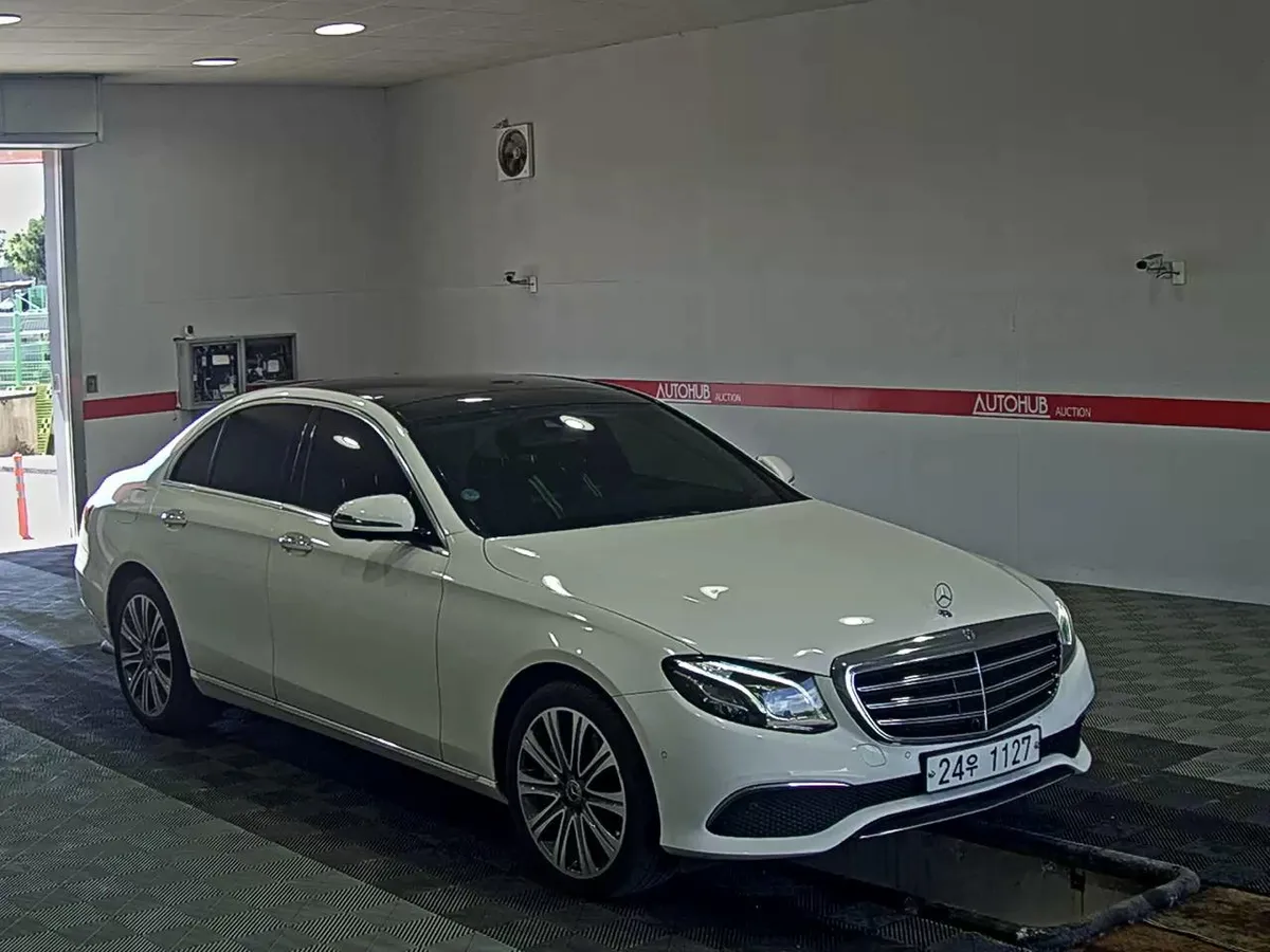 MERCEDES-BENZ E-CLASS 2018