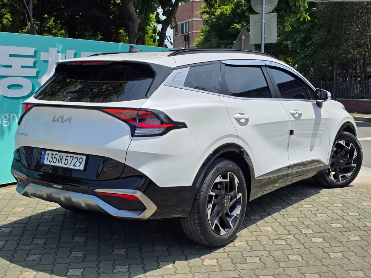 KIA SPORTAGE ПАНОРАМА ЦИФРОВАЯ ПРИБОРНАЯ ПАНЕЛЬ ПОДОГРЕВЫ ПАМЯТЬ СИДЕНИЙ ВЕНТИЛЯЦИЯ АДАПТИВНЫЙ КРУИЗ LED-ОПТИКА 2023