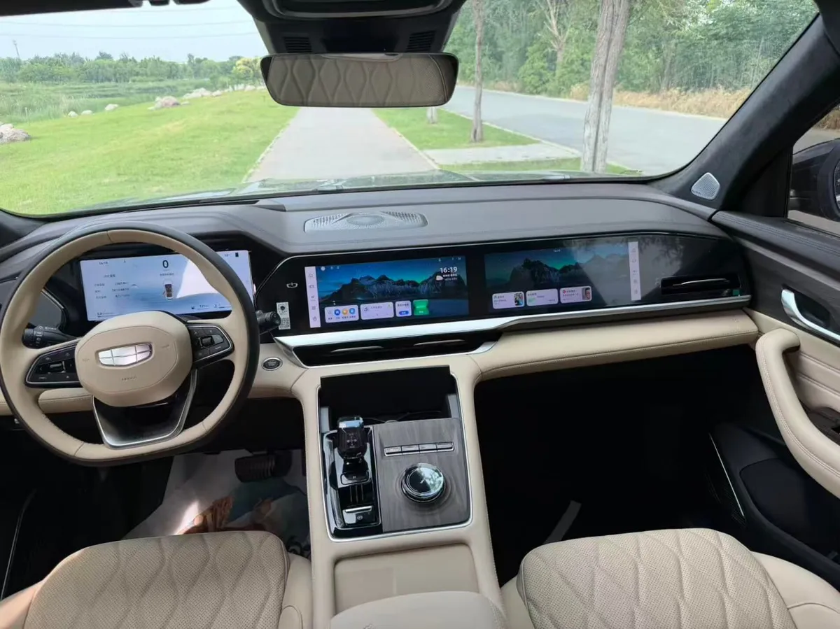 GEELY XINGYUE L МАКСИМАЛЬНАЯ 2024