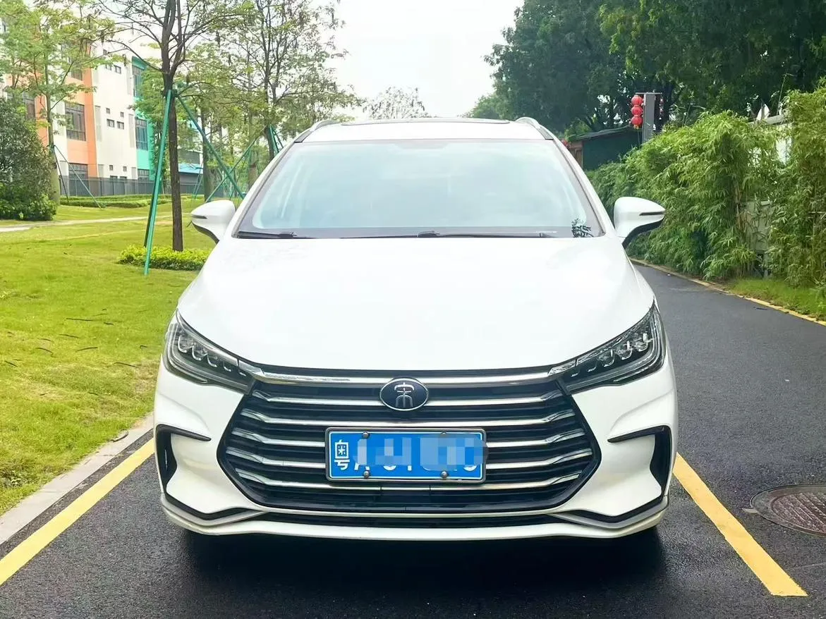 BYD SONG MAX LUXURY 2022