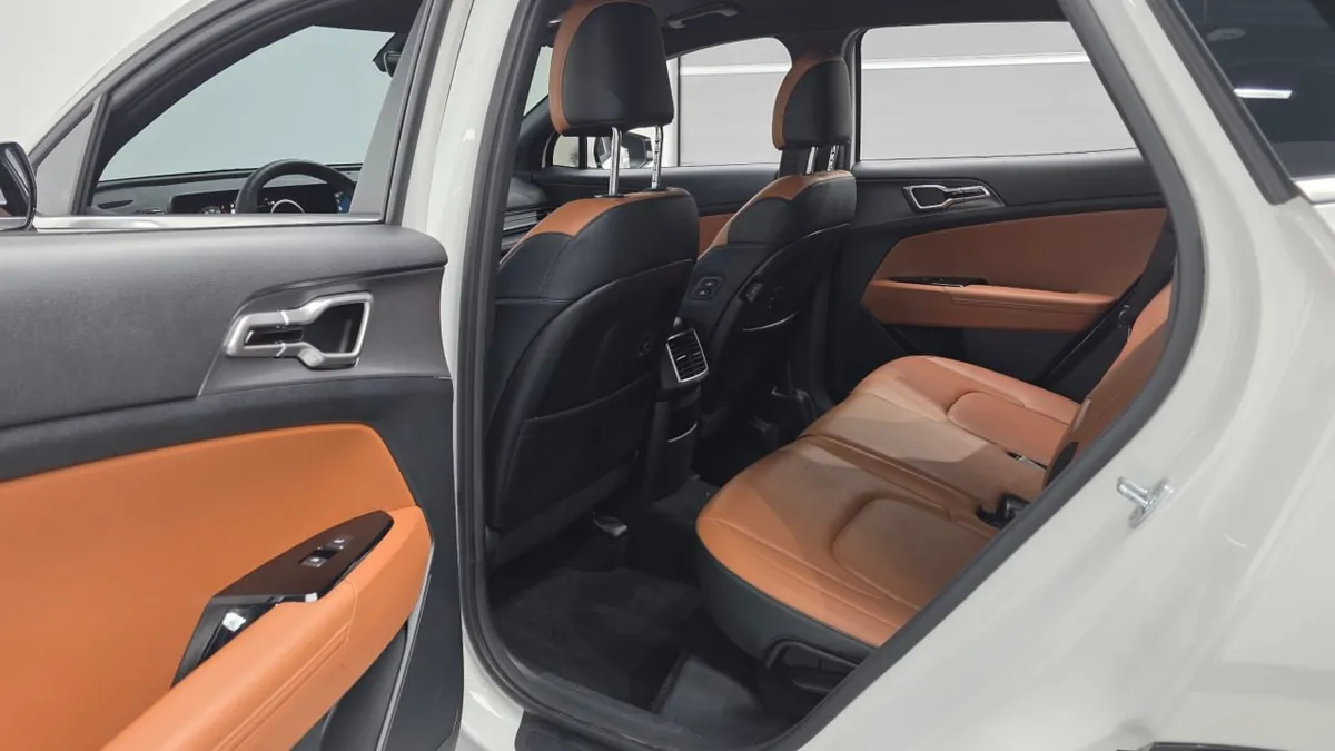 KIA SPORTAGE ЦИФРОВАЯ ПРИБОРНАЯ ПАНЕЛЬ ПОДОГРЕВЫ ПАМЯТЬ СИДЕНИЙ ВЕНТИЛЯЦИЯ АДАПТИВНЫЙ КРУИЗ LED-ОПТИКА 2022