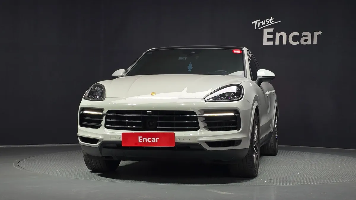 PORSCHE CAYENNE COUPE 3 2022