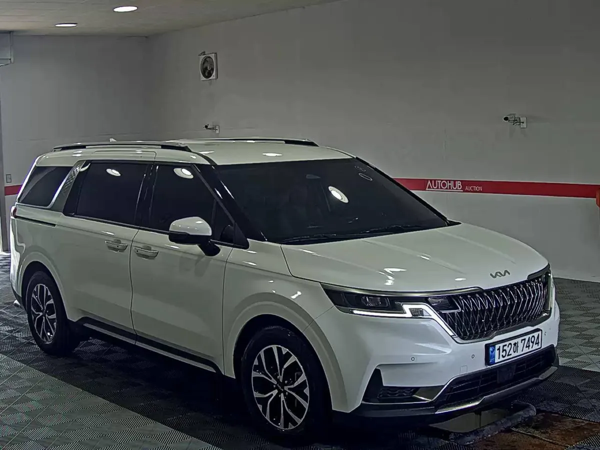 KIA CARNIVAL 2023