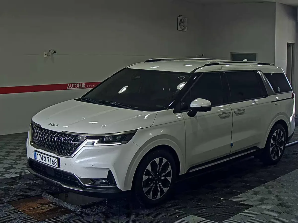 KIA CARNIVAL 2023