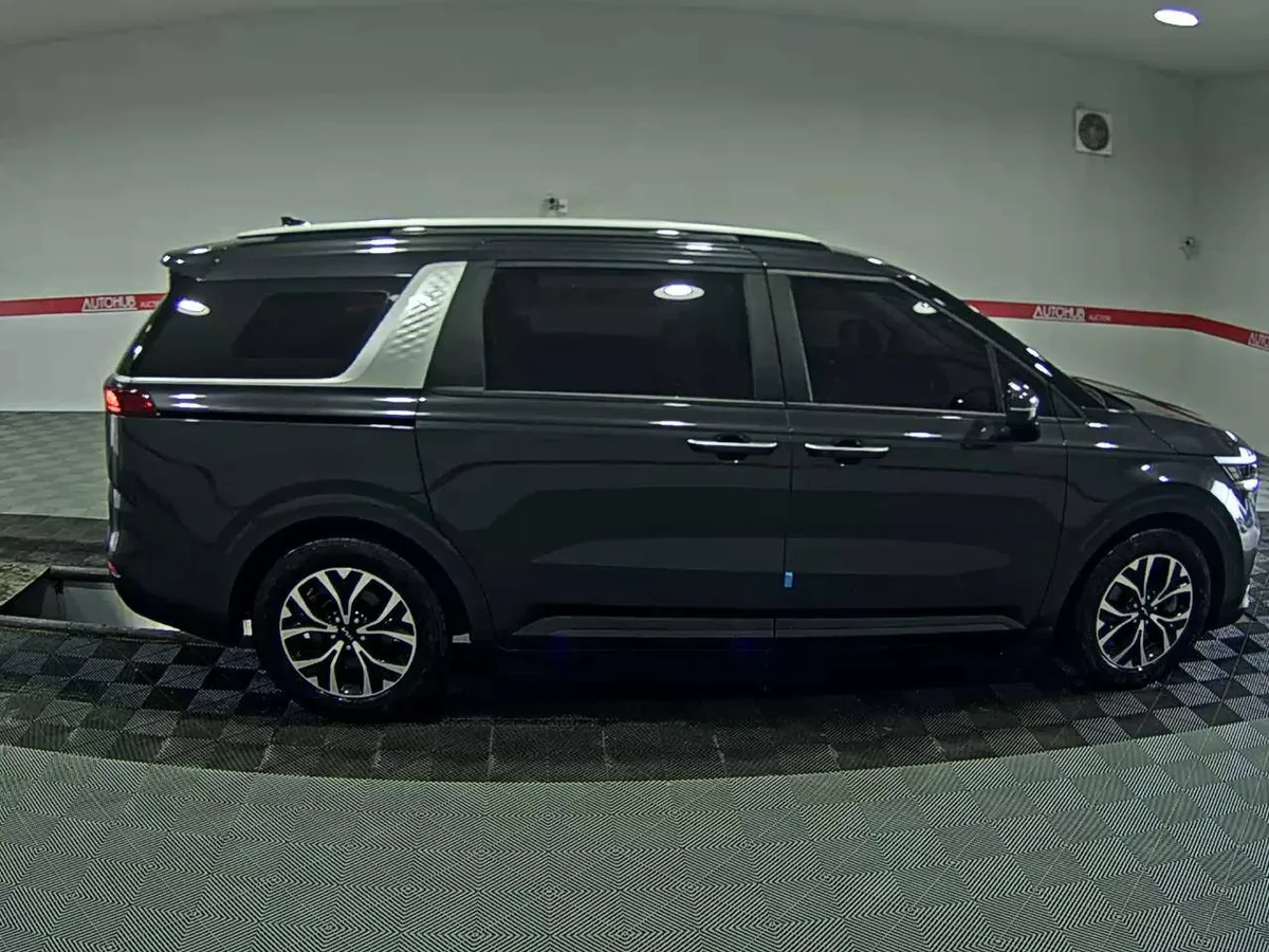 KIA CARNIVAL 2022