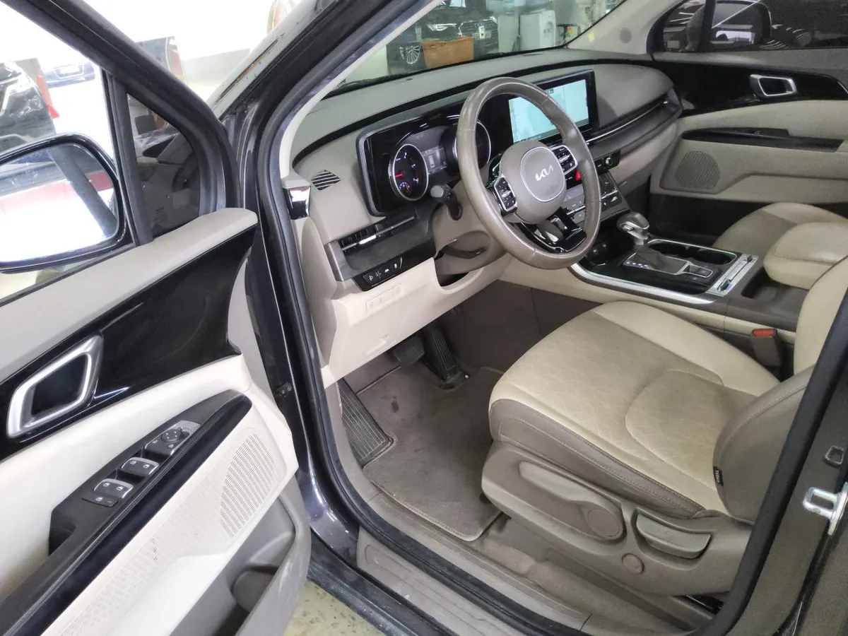 KIA CARNIVAL 2022