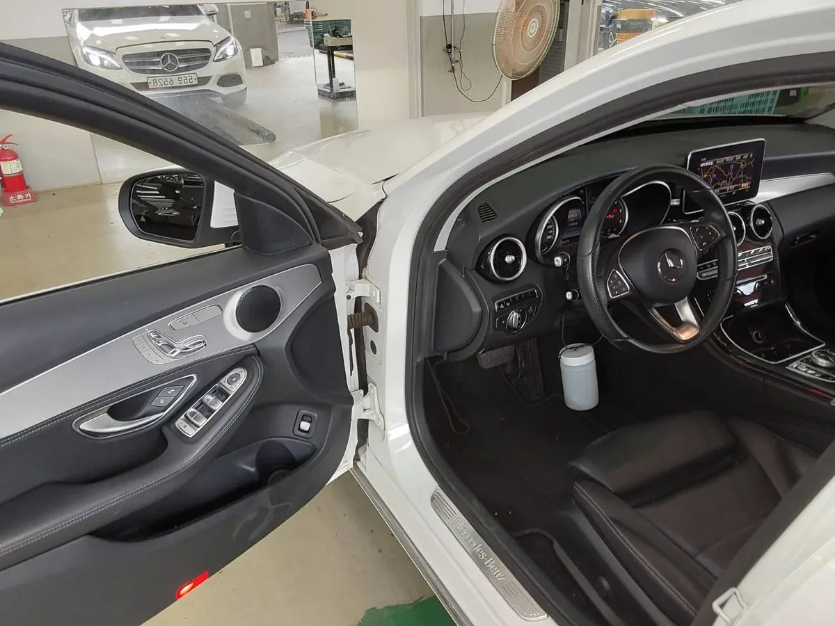 MERCEDES-BENZ C220D 4MATIC 2016
