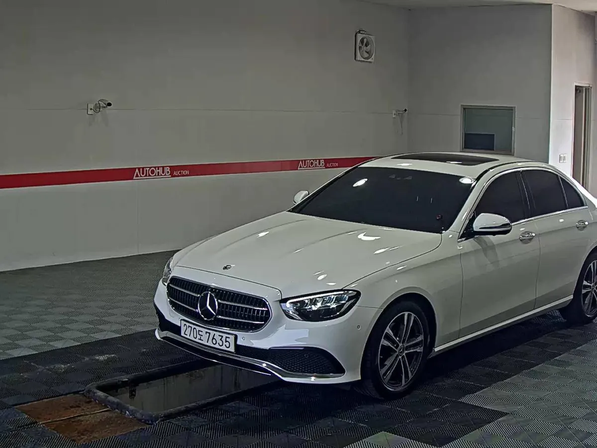 MERCEDES-BENZ E250 AVANTGARD 2023