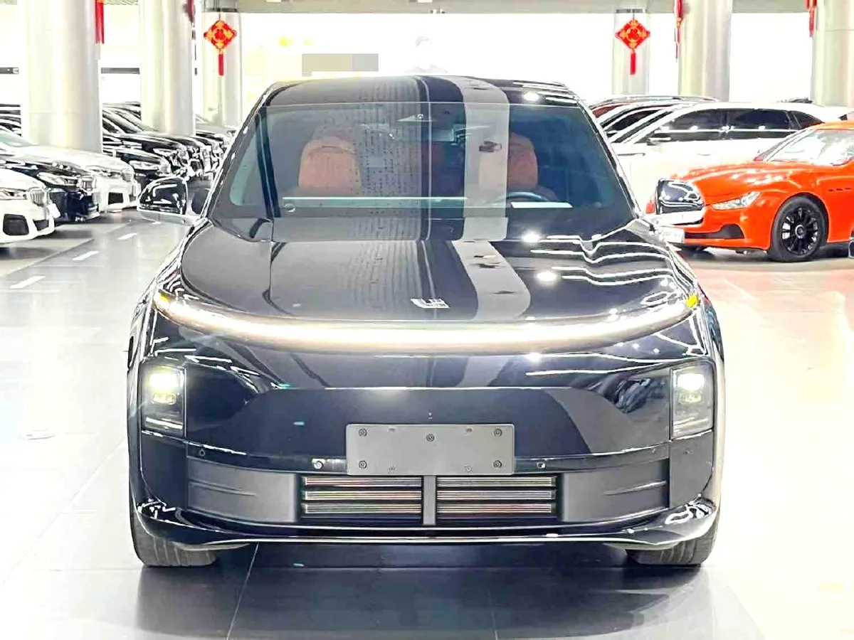 LI AUTO L6 PRO 2024