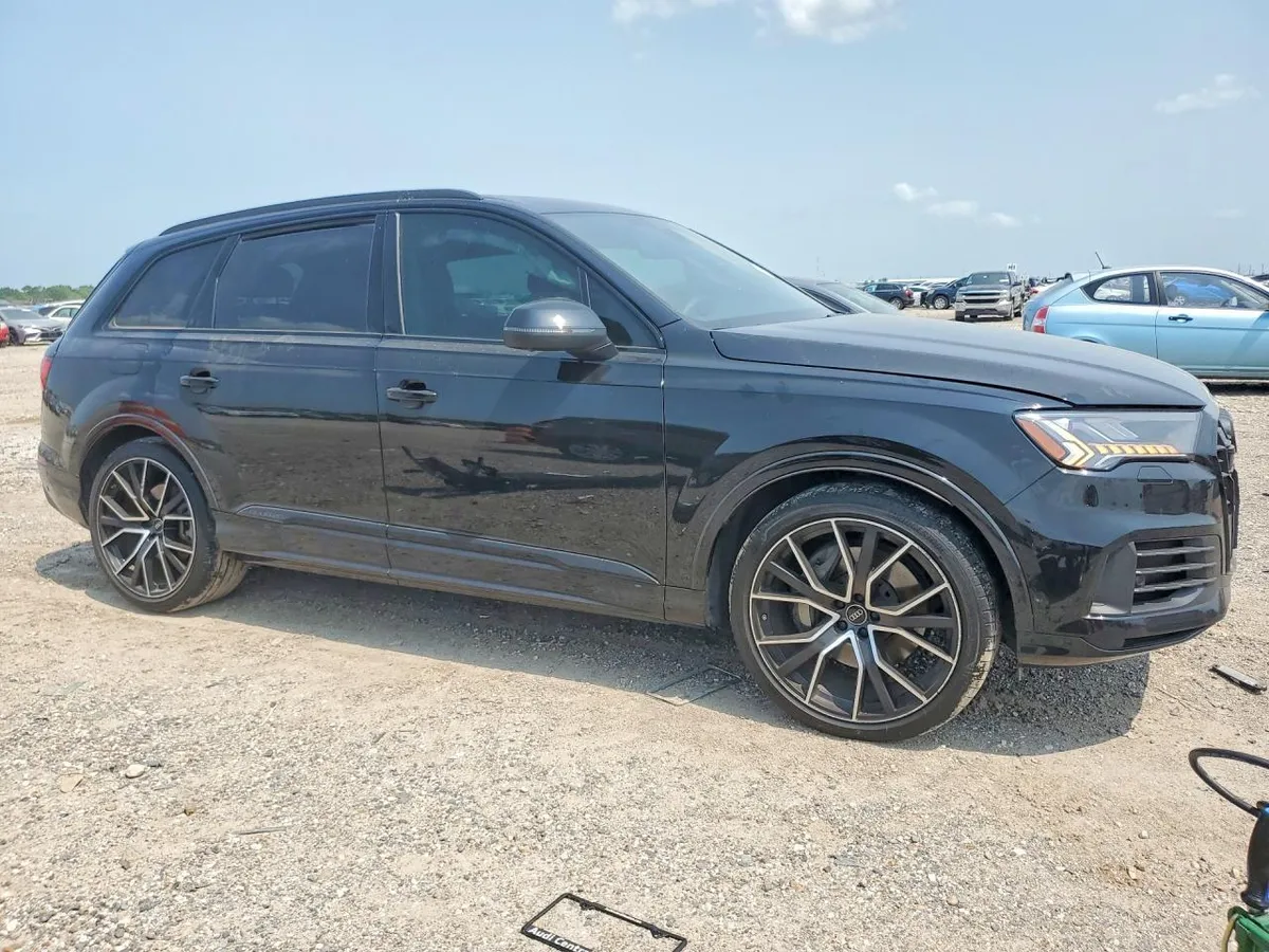 AUDI Q7 PRESTIGE 2023