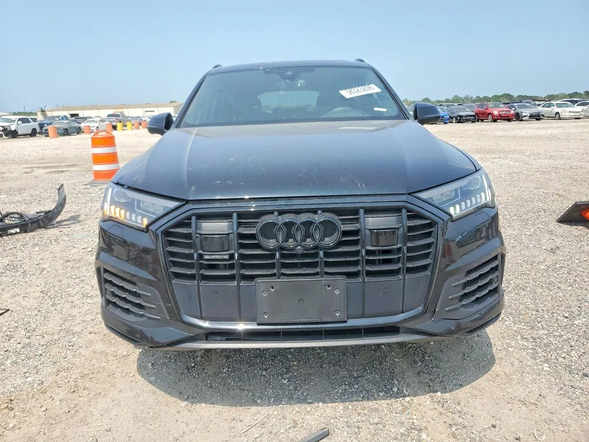 AUDI Q7 PRESTIGE 2023