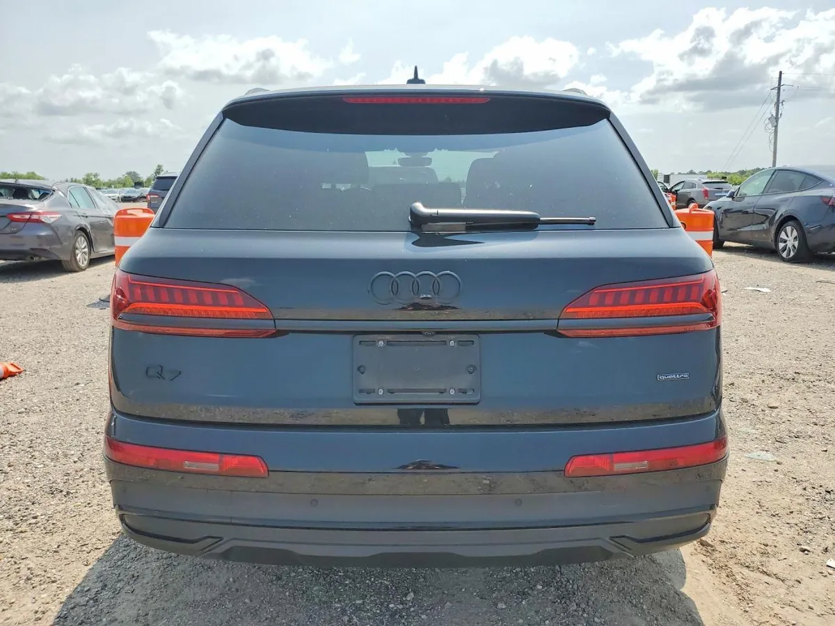 AUDI Q7 PRESTIGE 2023