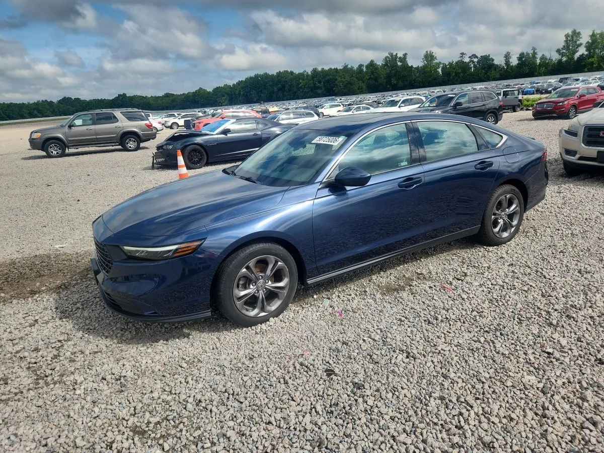 HONDA ACCORD EX 2023