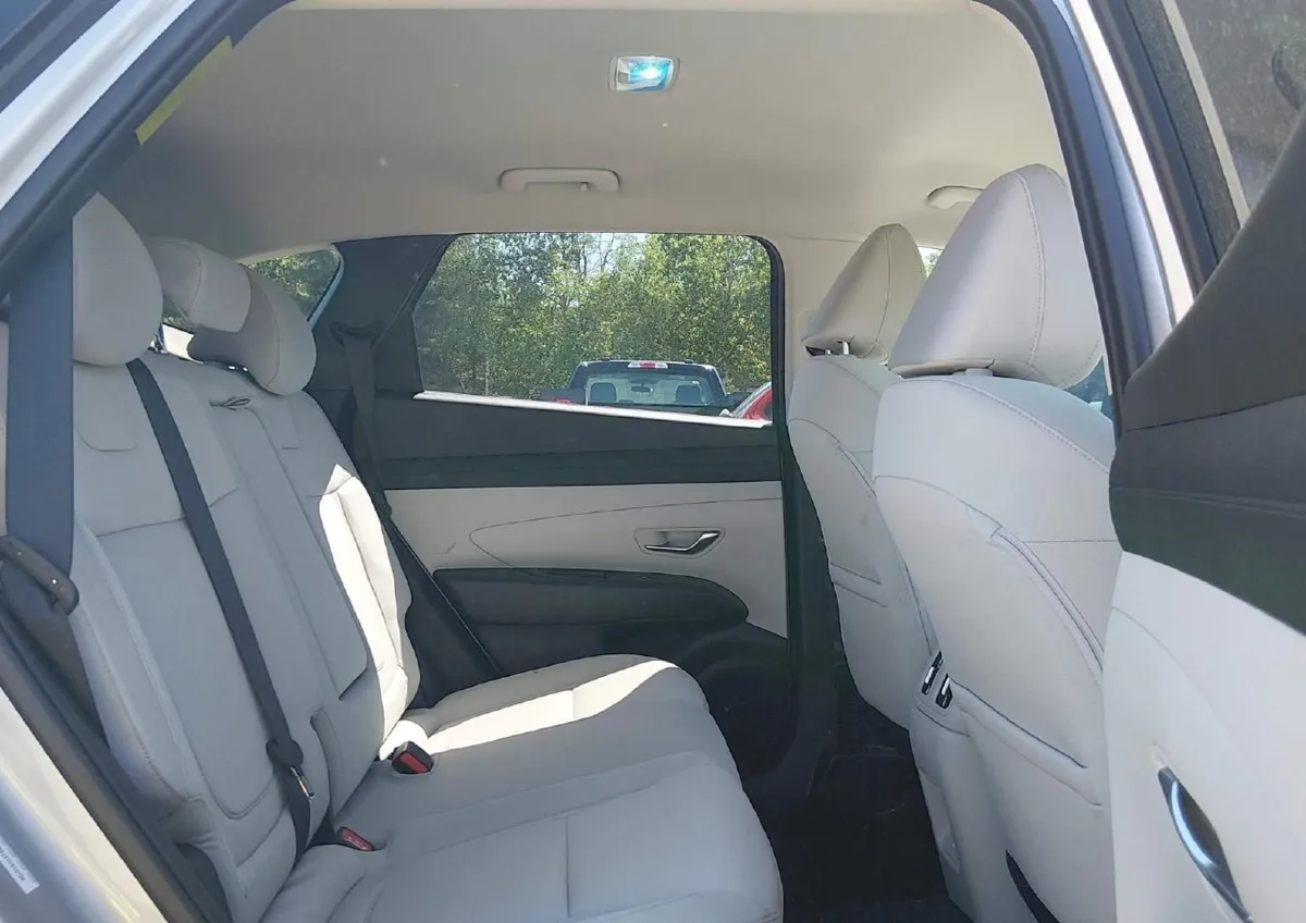HYUNDAI TUCSON HYBRID SEL 2026
