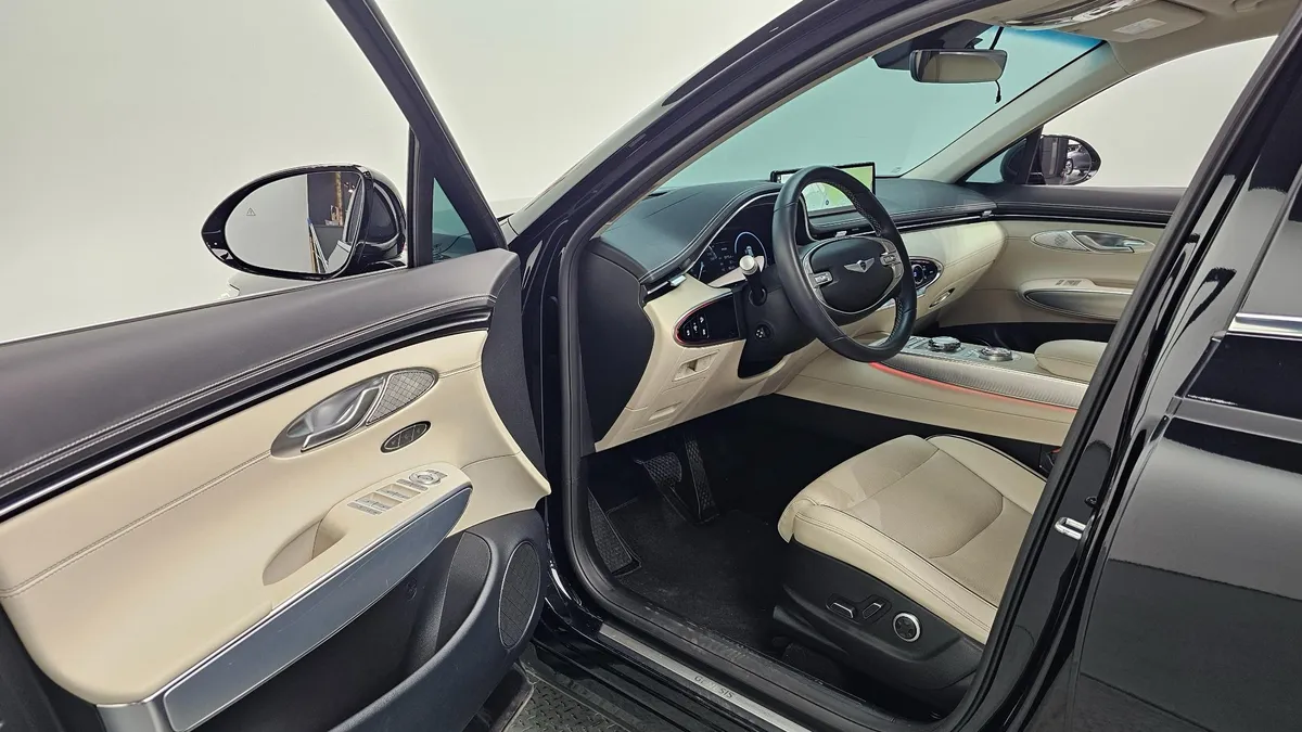 GENESIS GV70 2022