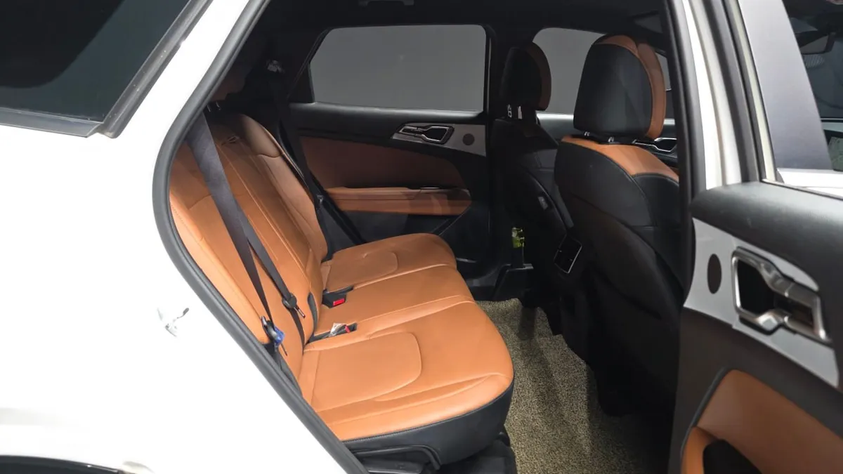 KIA SPORTAGE ЦИФРОВАЯ ПРИБОРНАЯ ПАНЕЛЬ ПОДОГРЕВЫ ПАМЯТЬ СИДЕНИЙ ВЕНТИЛЯЦИЯ АДАПТИВНЫЙ КРУИЗ LED-ОПТИКА 2023