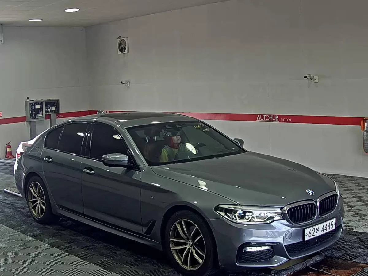 BMW 5 SERIES 2017