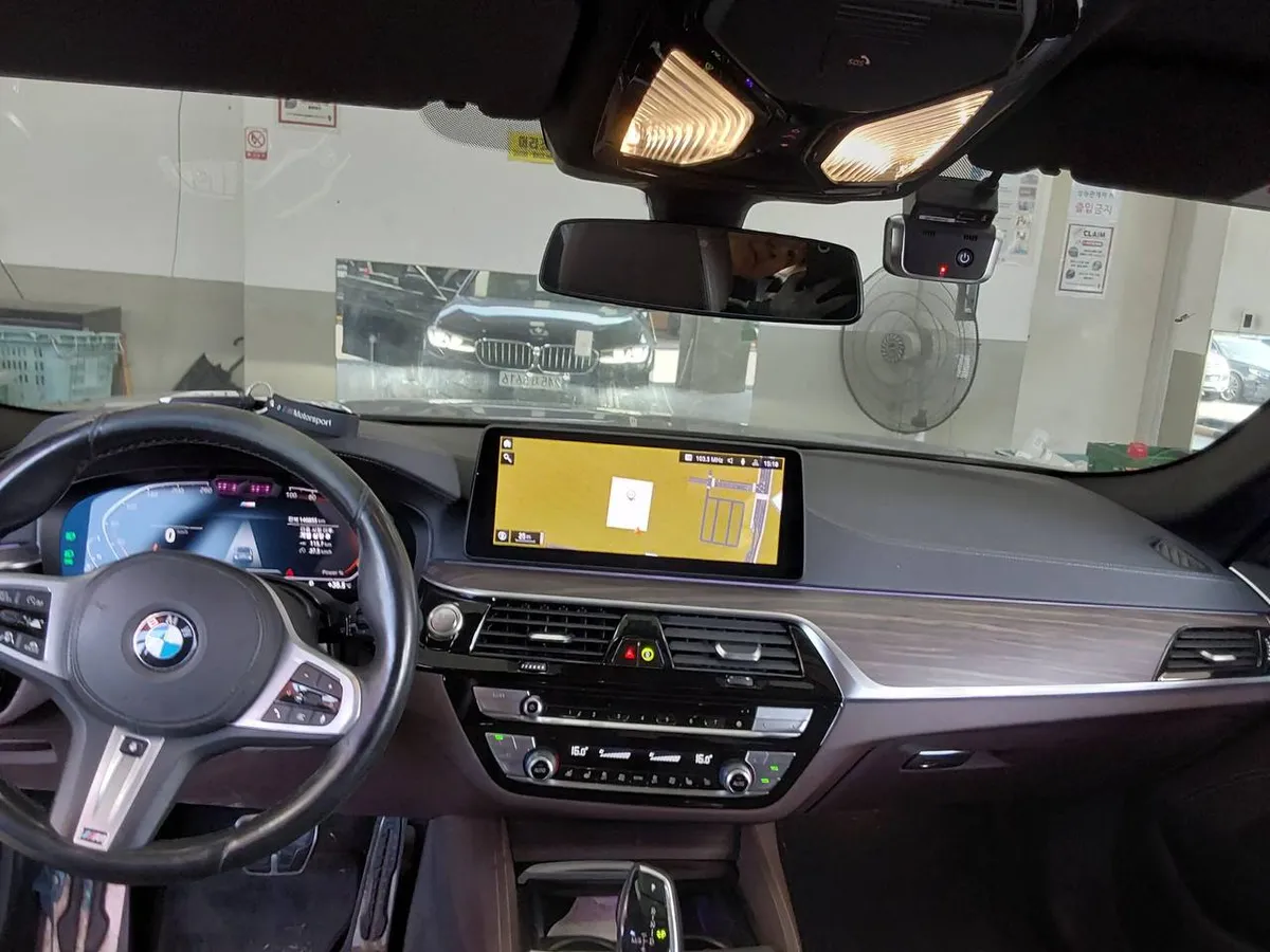 BMW 5 SERIES 2021