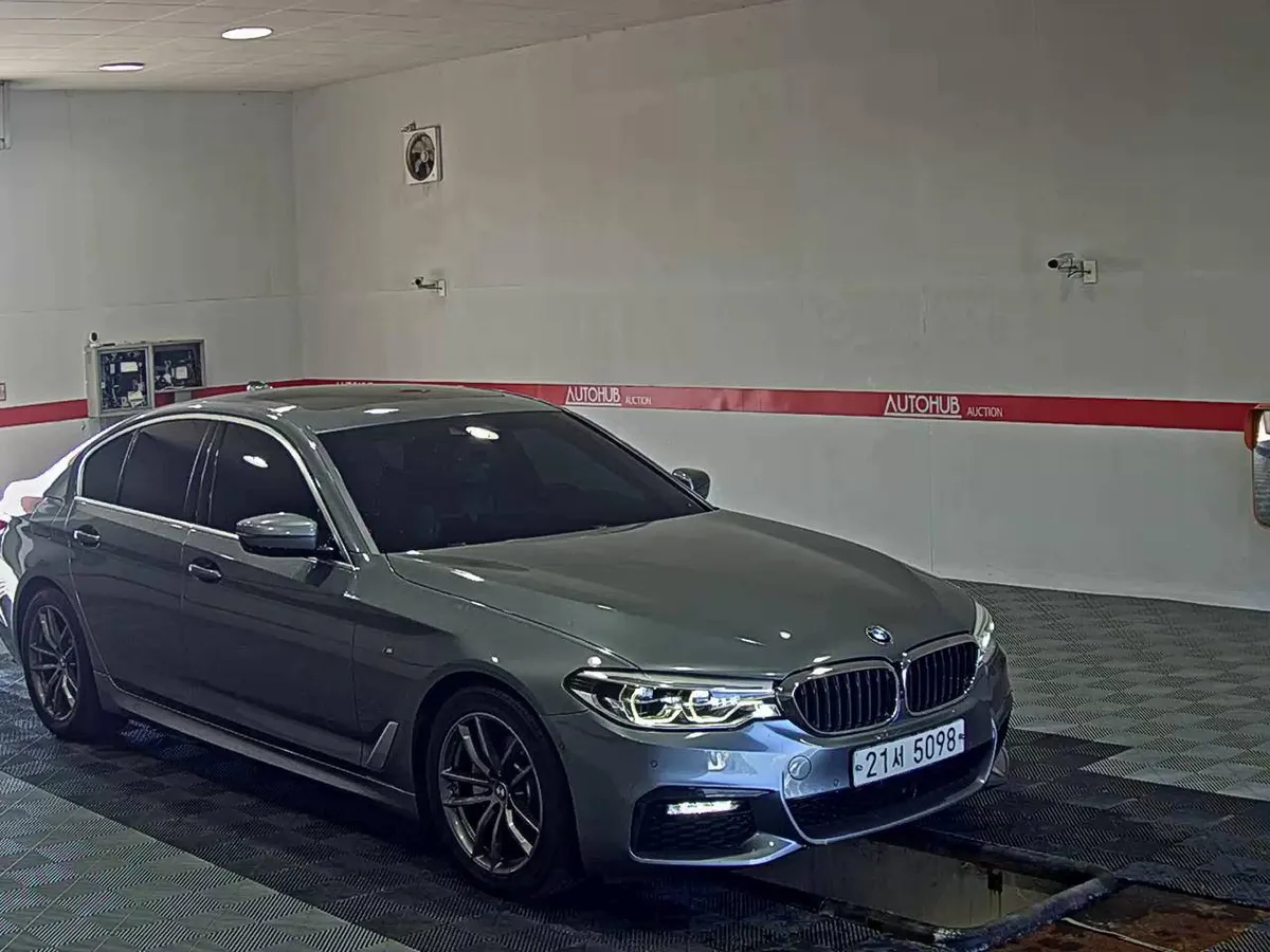 BMW 5 SERIES 2019