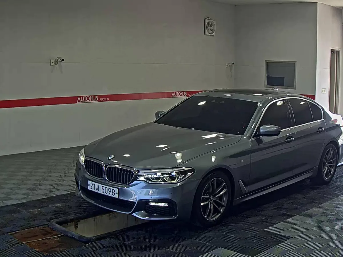 BMW 5 SERIES 2019