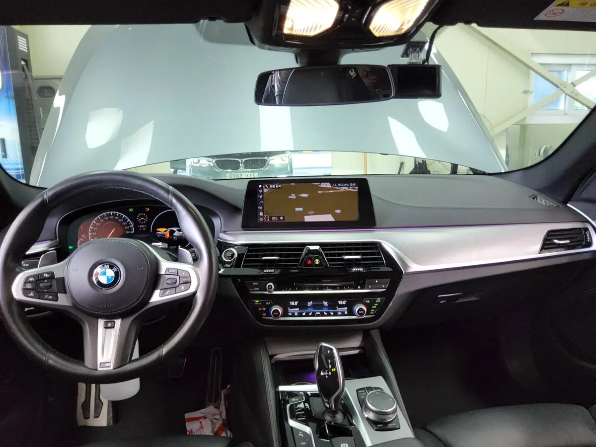BMW 5 SERIES 2019