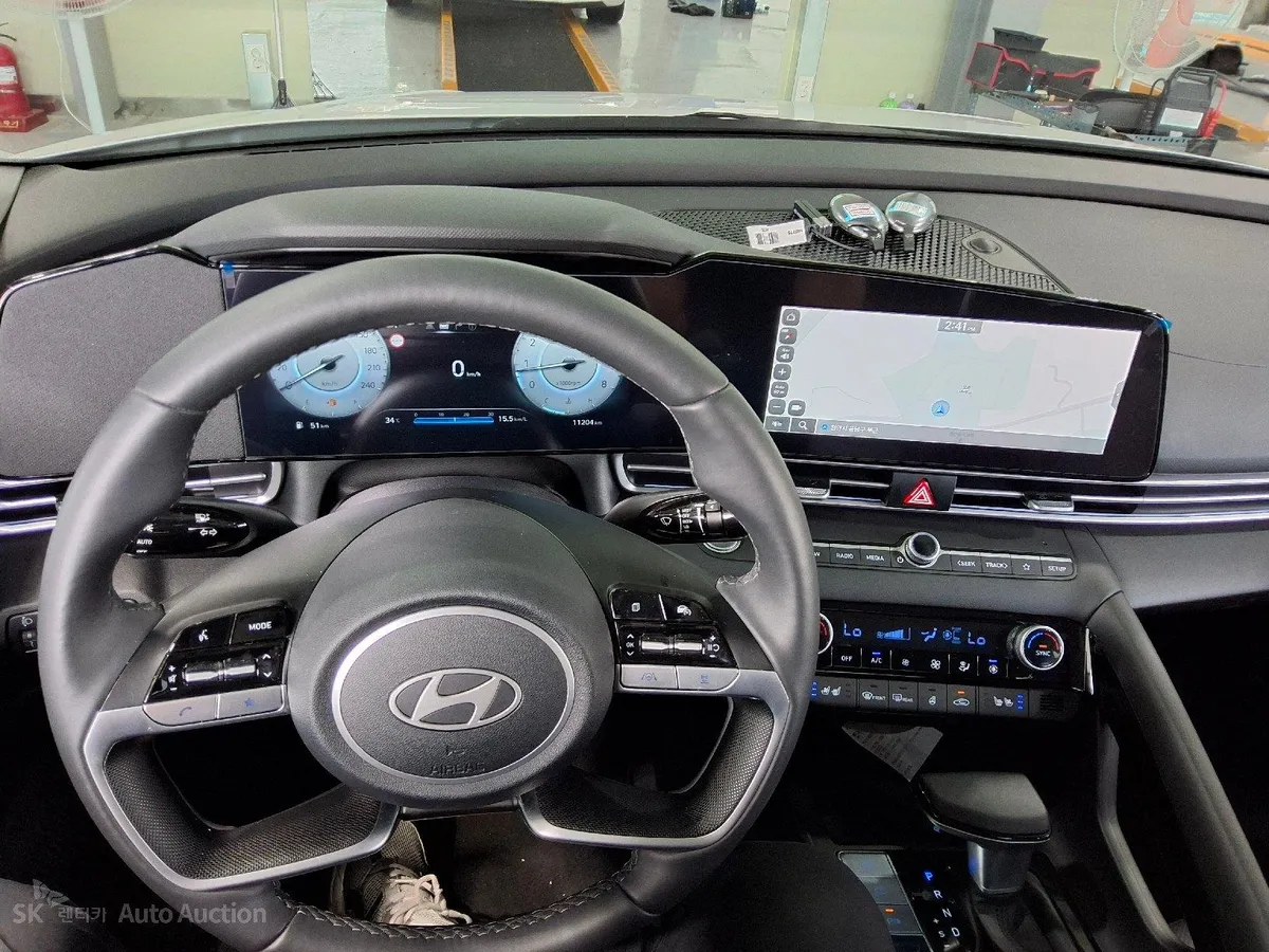 HYUNDAI AVANTE 2025