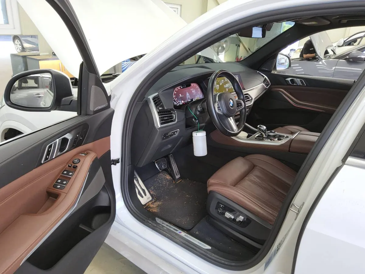 BMW X5 2023